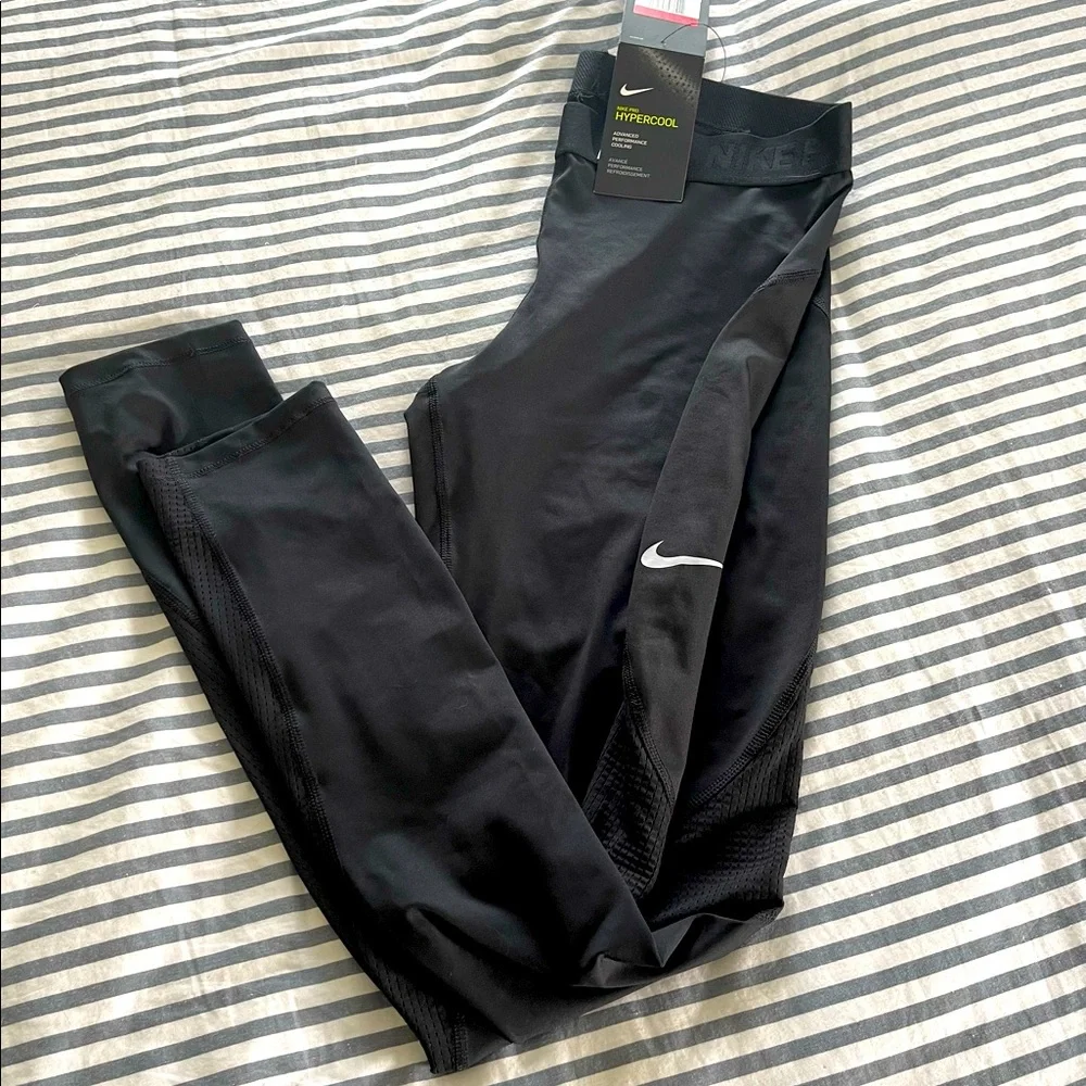Nike-Pro Hypercool tights NWT! - Picture 1 of 7